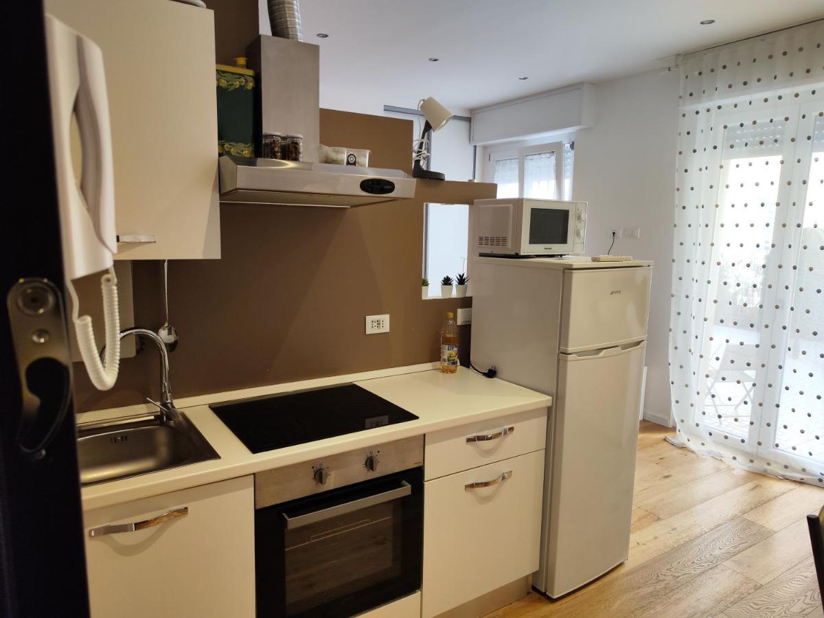 בולוניה Ak Holidays Apartments 81 מראה חיצוני תמונה